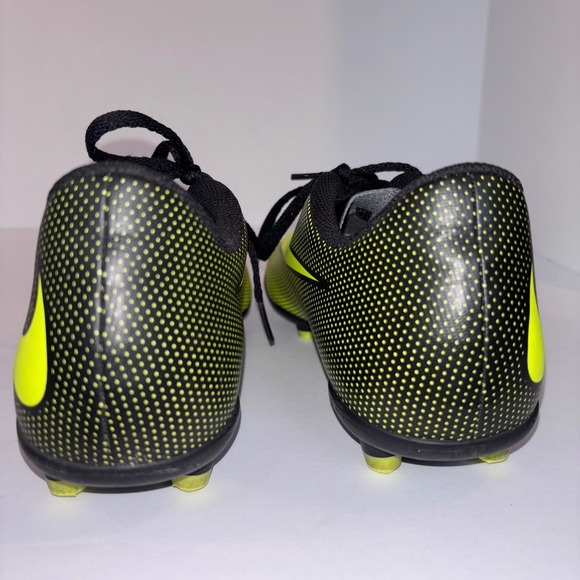 Nike Bravata FG Soccer‎ Cleats Neon Volt Green Yellow Black Youth 4 - Picture 6 of 6